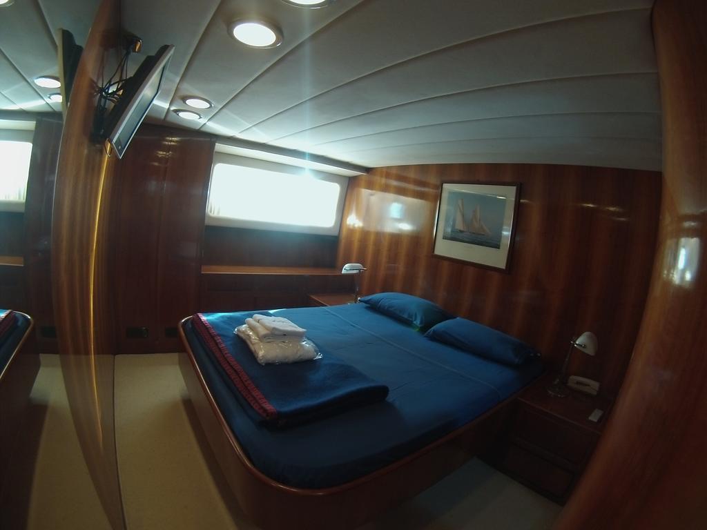 لا سبيتسْيا Riviera Boat Resort الغرفة الصورة